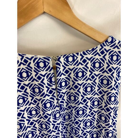 Vince Camuto Sleeveless Asymmetrical Hem Belted Dress size medium - Picture 4 of 5